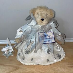 Muffy Vanderbear Snowflake Queen 1993 Christmas Bear North American Bear Co.